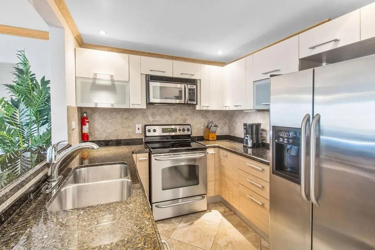 401 Terraces Ocean View Penthouse Apartman Christ Church 0*,